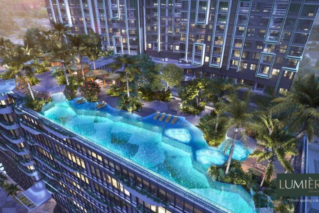Stunning City View 1 Bedroom Apartment