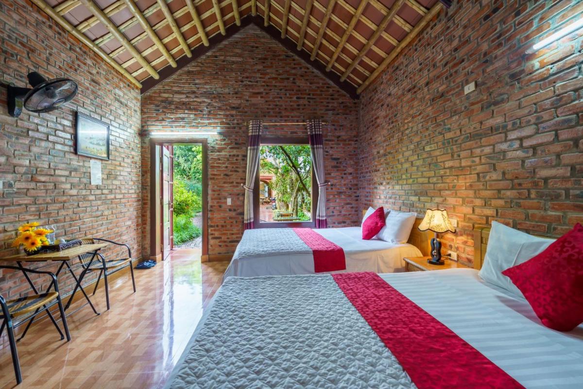 Tam Coc Mountain Lake Homestay