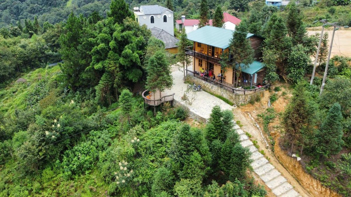 THEN'S HOUSE Y TÝ