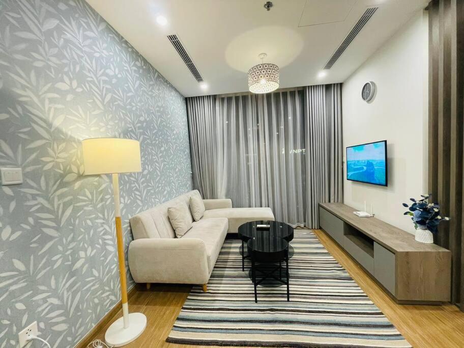 TITRI HOUSE 2BR Vinhomes Skylake City View/My Dinh