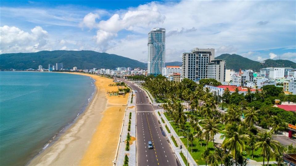 TMS Beachfront Quy Nhon - Holiday Apartment