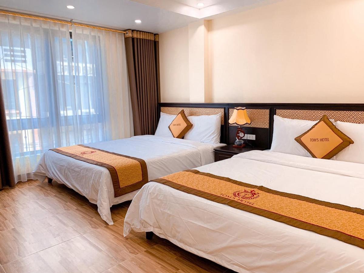 Tom's Hotel