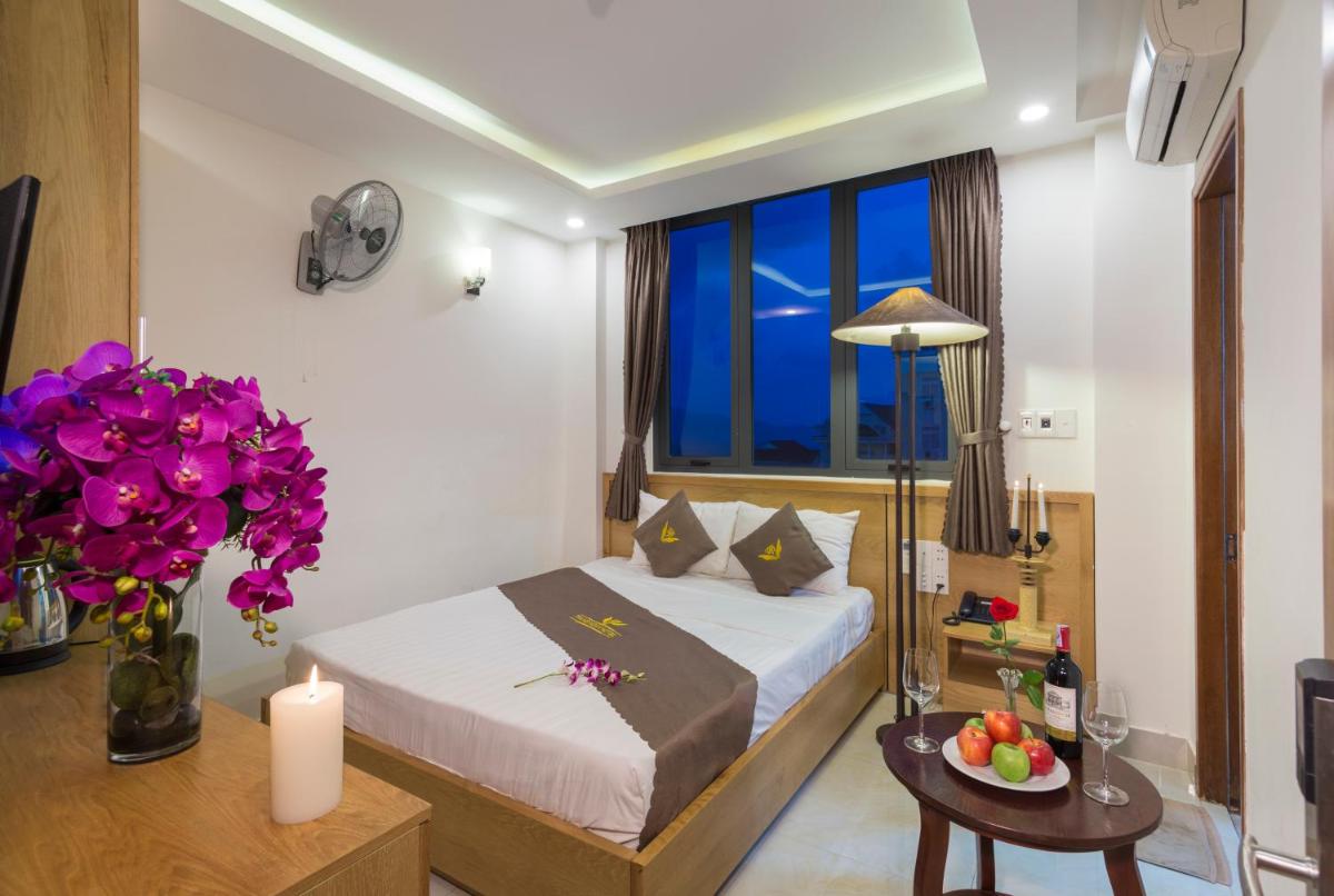 Trang Ngan Hotel by THG
