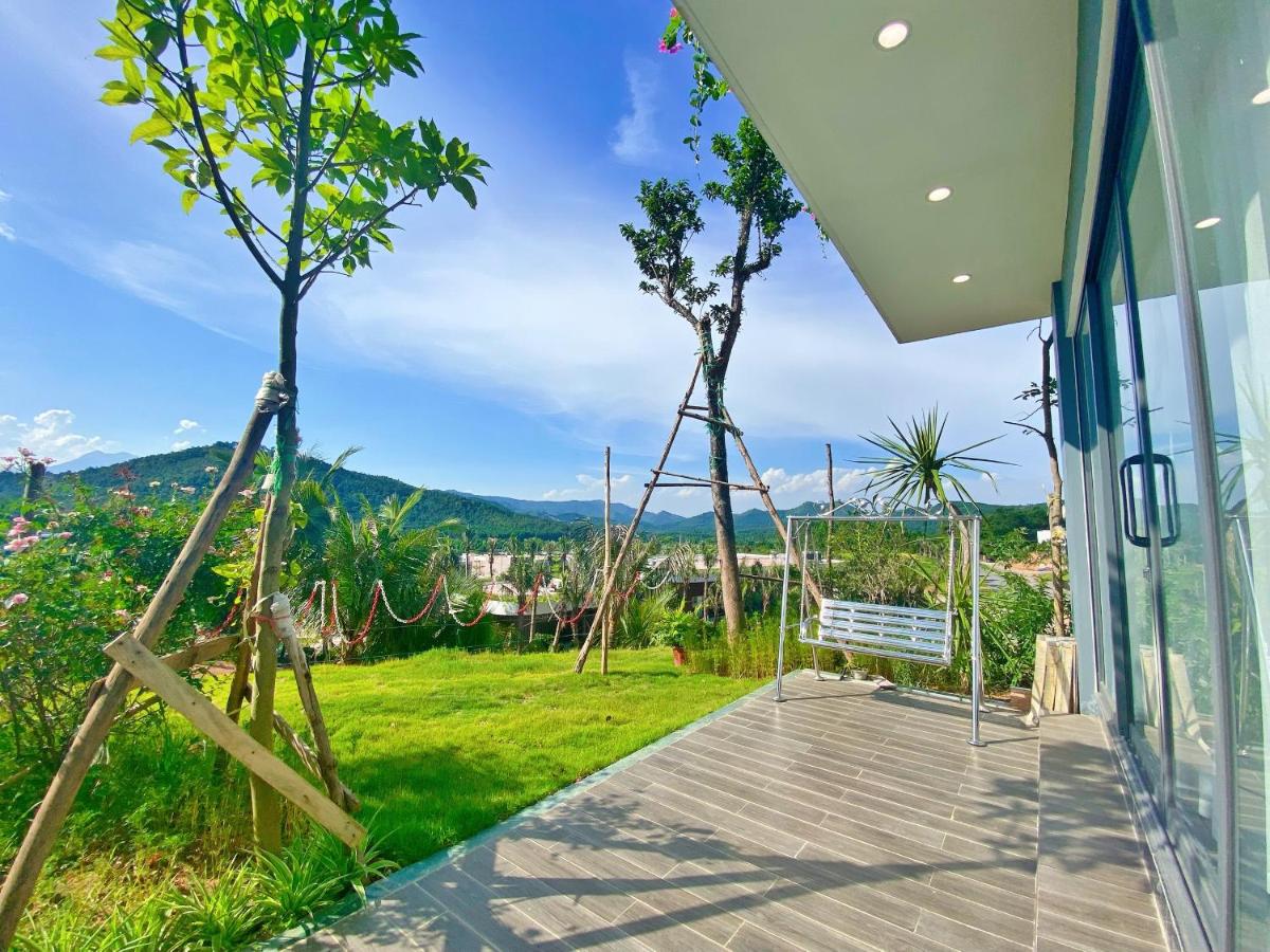 Tropical Villa at Venus Flamingo Resort