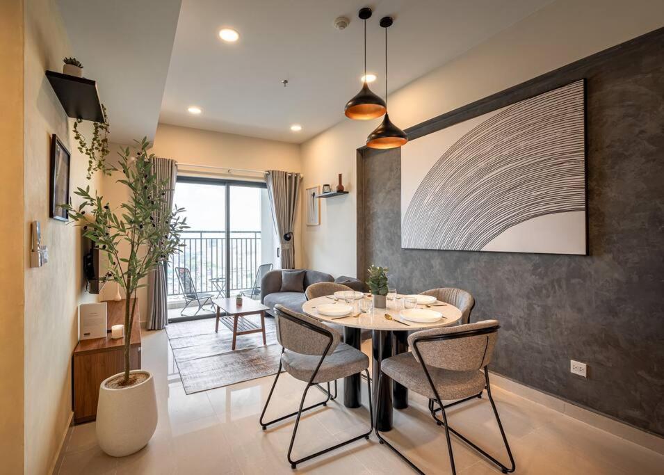 Unique Central 2Brs+1Wc, D1 w/ Stunning city view