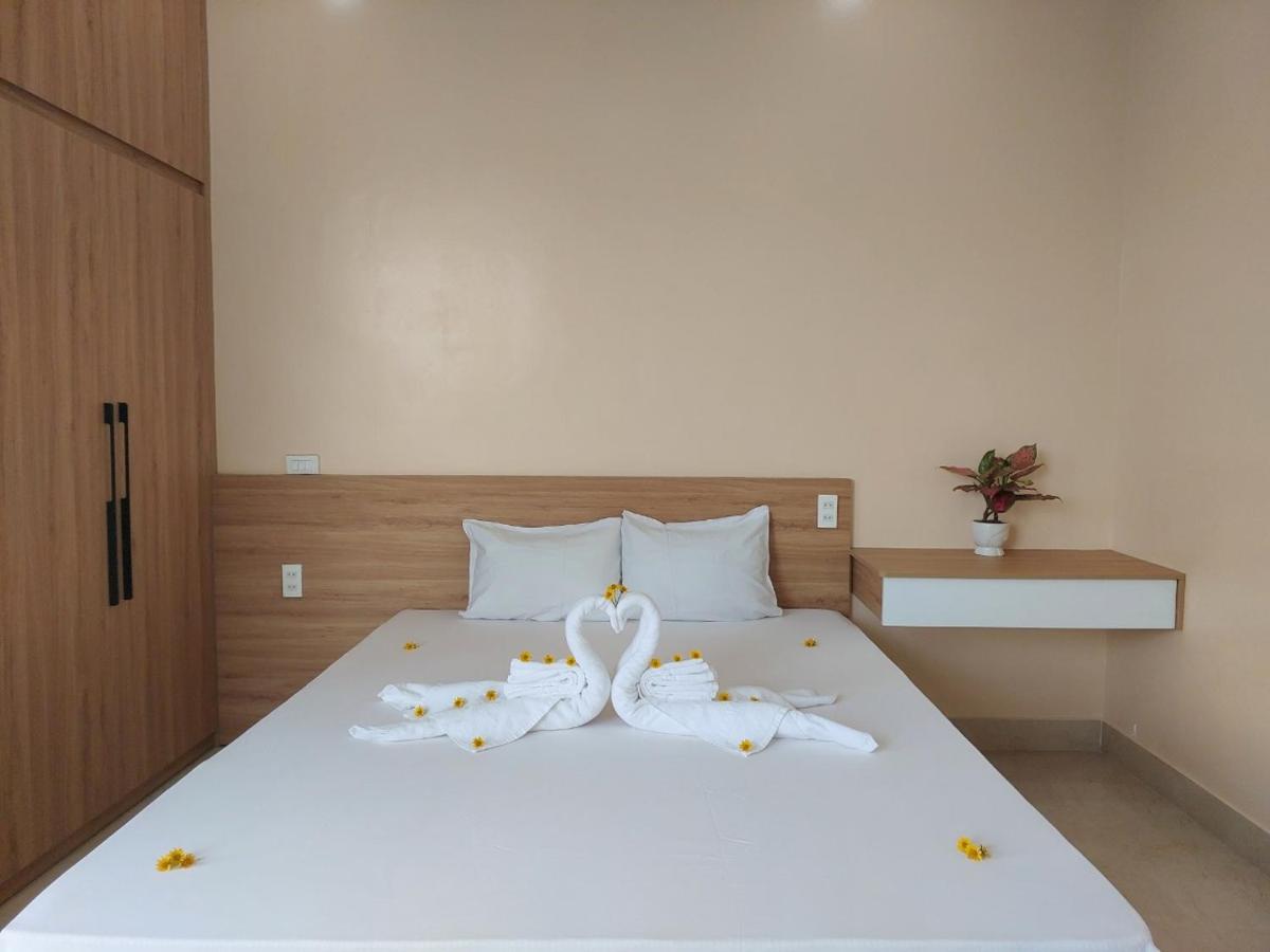 Van Phong Homestay