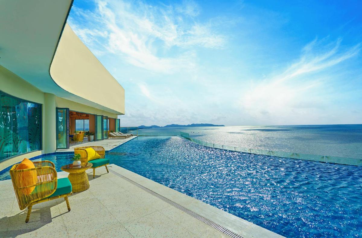 Vias Hotel Vung Tau - Inclusive Transportation