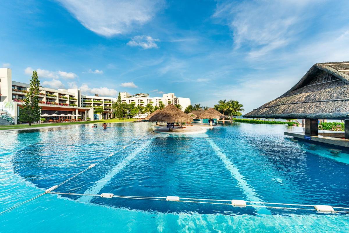 Vietsovpetro Ho Tram Beach Resort & Spa