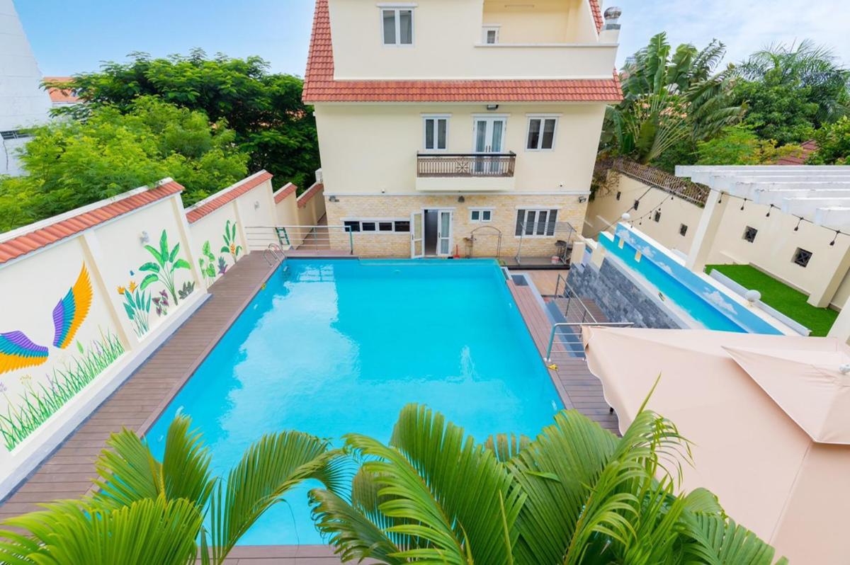 Villa Hồ Bơi BLUE DAY LÊ NGỌC HÂN