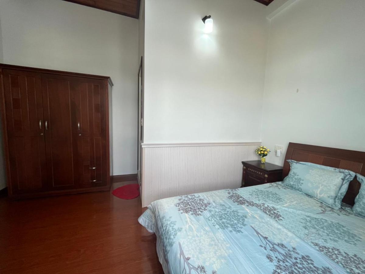 Villa NHÀ GẠO