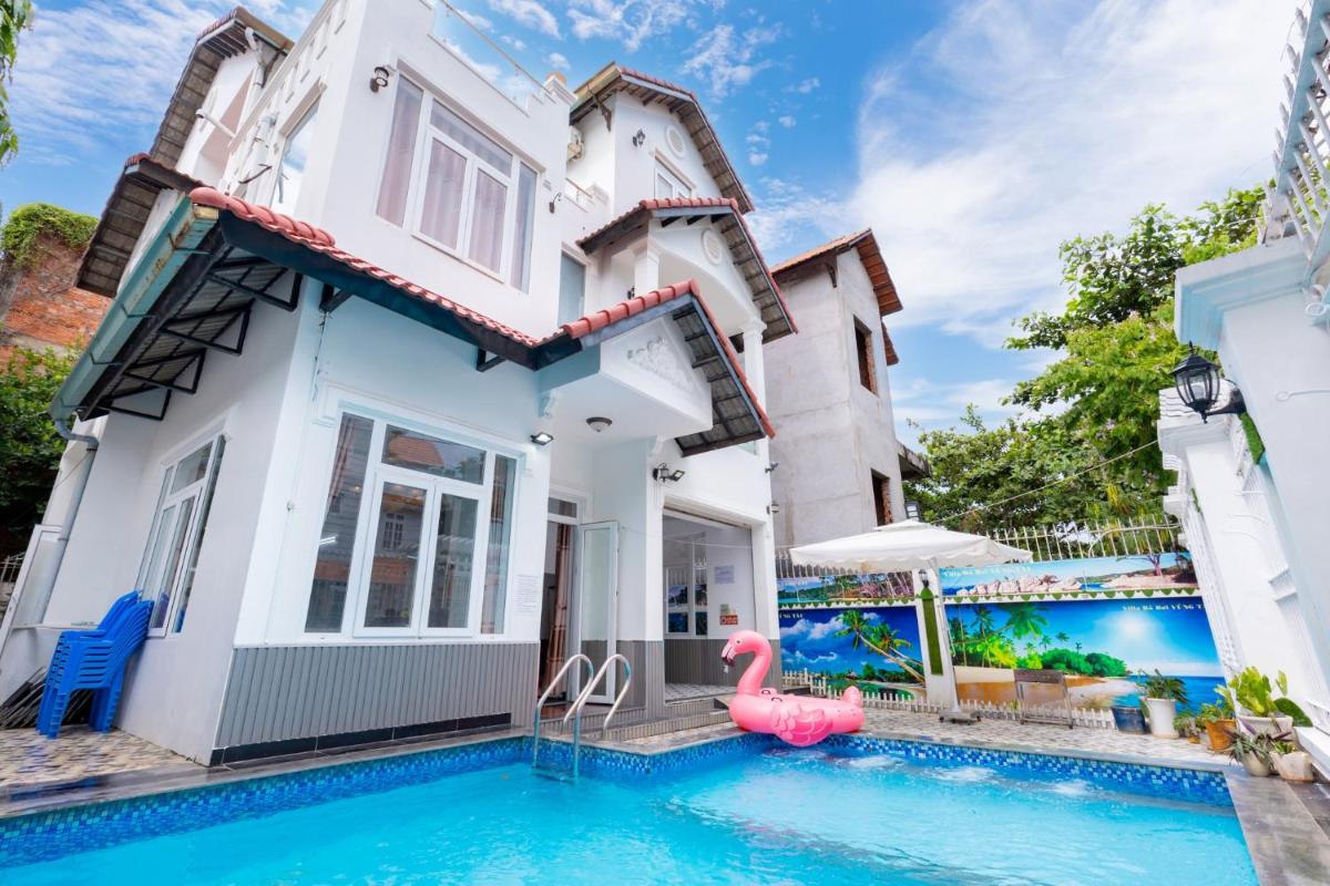 Villa ĐỨC HOÀNG BiDa và Phòng KARAOKE RIÊNG thoải mái