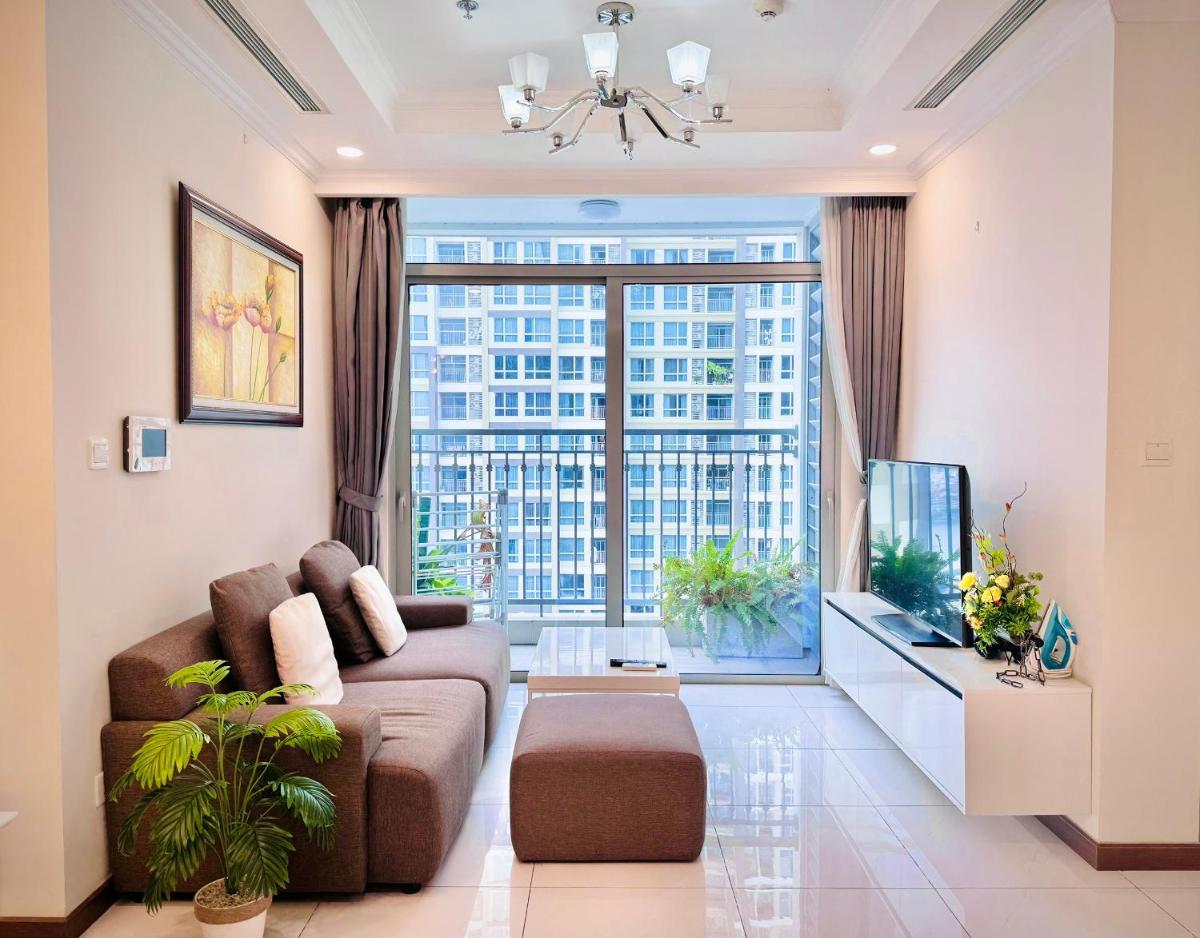 Vinhomes Central Park ChauChau Apartment - Căn hộ dịch vụ Landmark