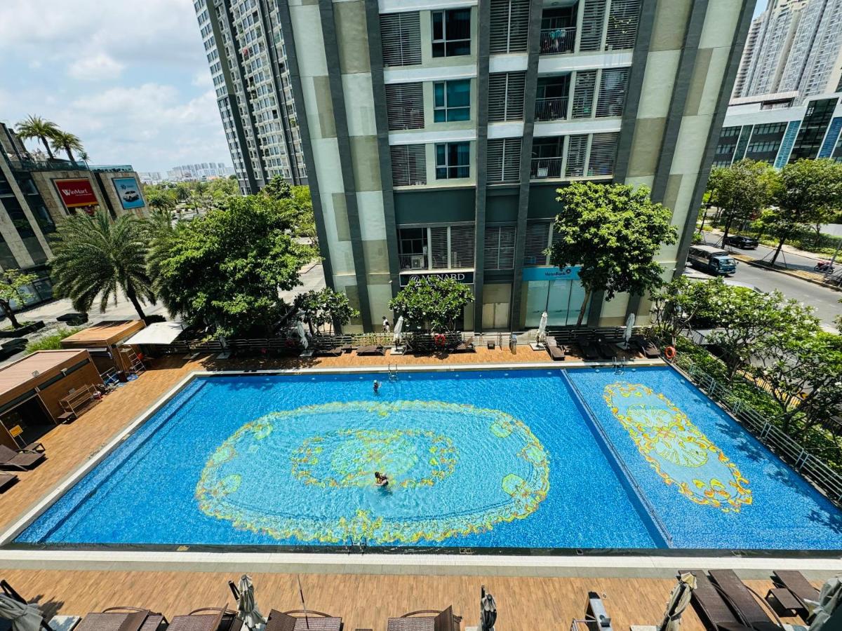 VINHOMES LANDMARK CONDOTEL SUITE