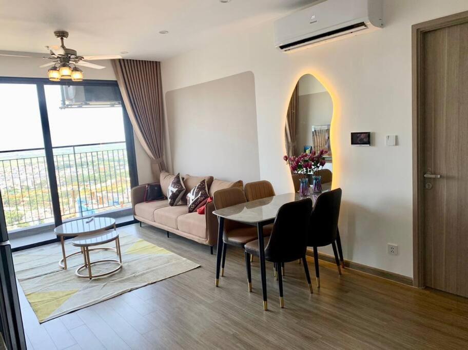 Vinhomes Smartcity- Căn hộ dich vụ - 3 Bedroom