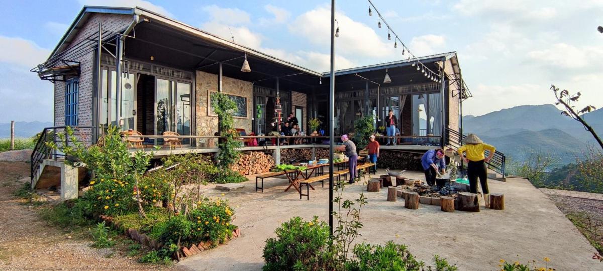 Vườn Trên Mây - Skyline Farm & Homestay