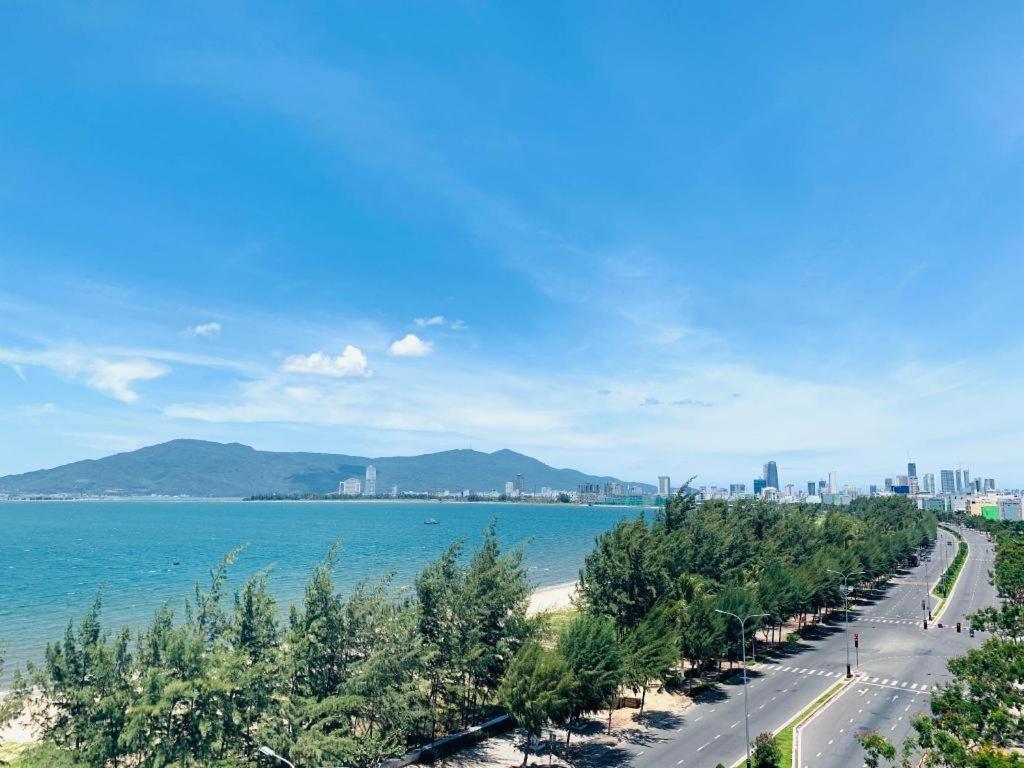 Whale Ocean View Hotel