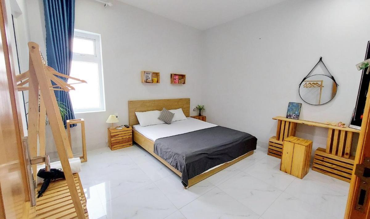 XINH GUEST HOUSE